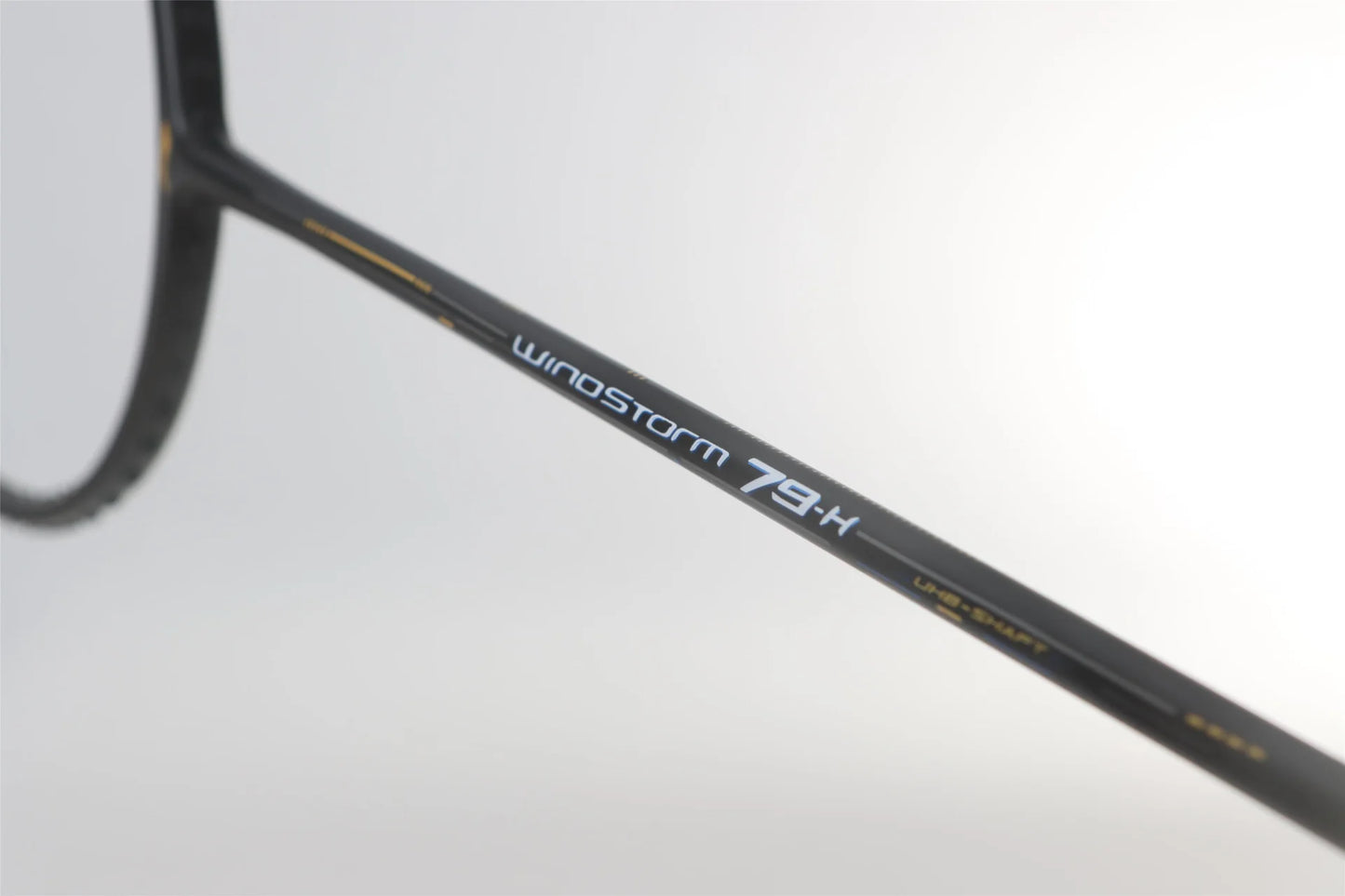 Li-Ning Badmintonschläger WindStorm 79 H unbespannt Schwarz